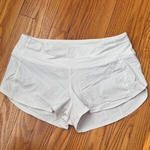 Lululemon Speed Up Short *2.5"
White
